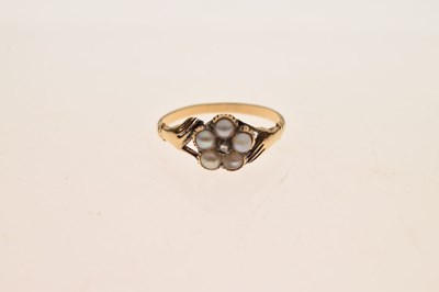 Lot 19 - 19th century Claddagh-style pearl and diamond forget-me-not ring
