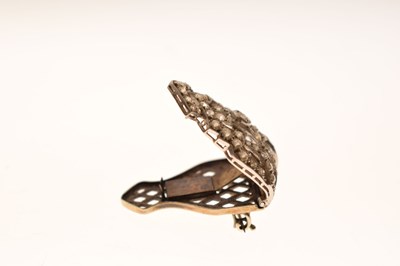 Lot 26 - Art Deco diamond dress clip brooch
