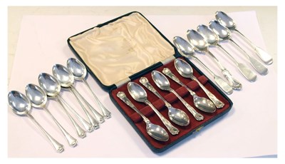 Lot 176 - Quantity of silver teaspoons etc