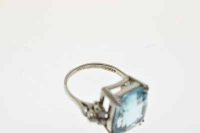 Lot 20 - 18ct white gold, aquamarine, and diamond ring