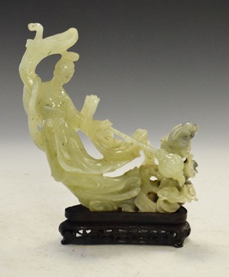 Lot 618 - Chinese hardstone figure