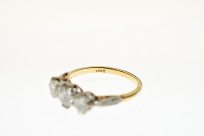 Lot 7 - 18ct yellow gold three-stone diamond ring