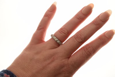 Lot 9 - Diamond eternity ring, seventeen old round brilliant cut diamonds