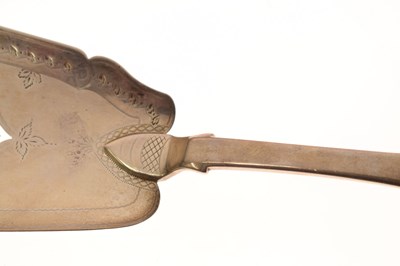 Lot 103 - George IV silver fiddle pattern fish slice