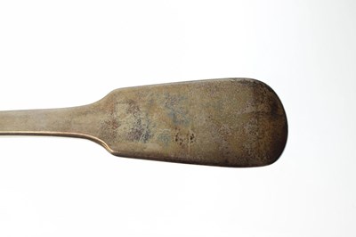 Lot 103 - George IV silver fiddle pattern fish slice