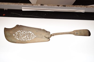 Lot 103 - George IV silver fiddle pattern fish slice