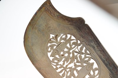 Lot 103 - George IV silver fiddle pattern fish slice