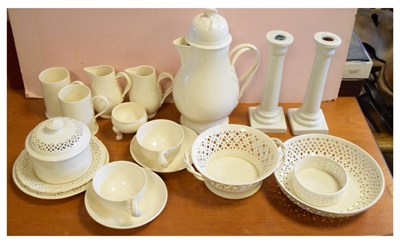 Lot 487 - Quantity of reproduction creamware