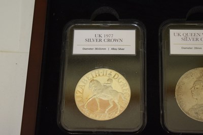 Lot 306 - The British Queen's Silver Coin Collection