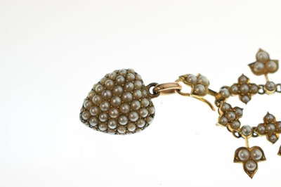 Lot 45 - Late 19th century seed pearl yellow metal pendant necklace