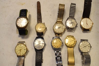 Lot 144 - Assorted vintage watches