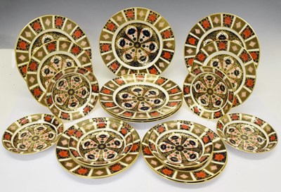 Lot 425 - Royal Crown Derby 'Old Imari' pattern table ware