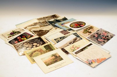 Lot 280 - Cigarette cards, postcards, programmes