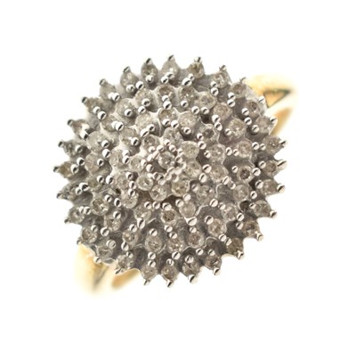 Lot 18 - 9ct gold multi-stone cluster ring