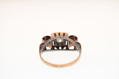 Lot 4 - Diamond single stone ring