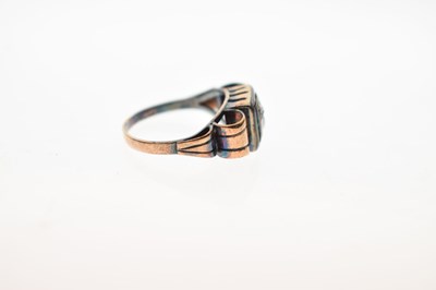 Lot 4 - Diamond single stone ring