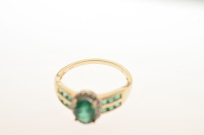Lot 29 - Emerald and diamond 9ct gold ring