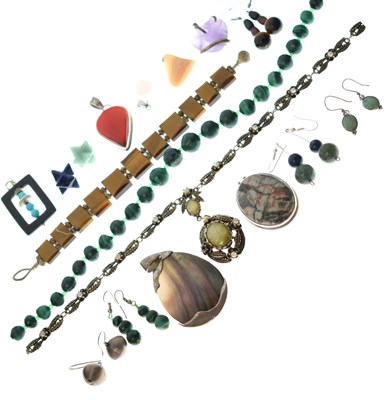 Lot 213 - Small quantity of ethnic hardstone and other jewellery