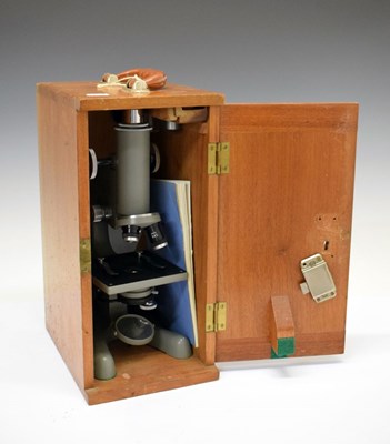 Lot 283 - R. J. Beck Ltd 'Model 47' Microscope