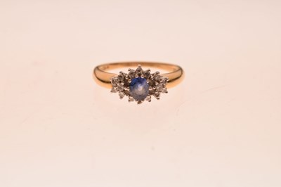 Lot 3 - 18ct gold sapphire and diamond cluster ring