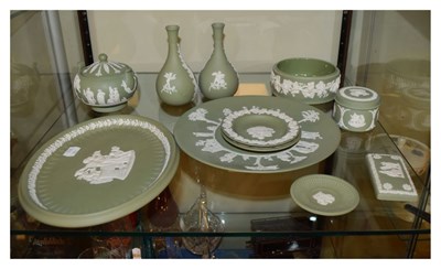 Lot 436 - Wedgwood green jasperware
