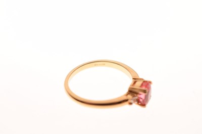 Lot 39 - Orange sapphire and diamond 18ct gold ring