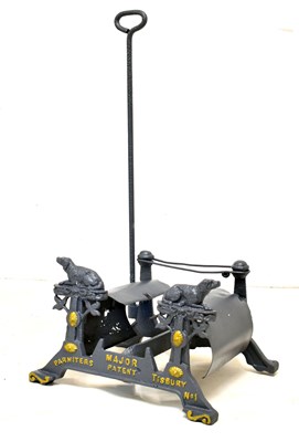 Lot 275 - Early 20th century cast iron country house boot scraper