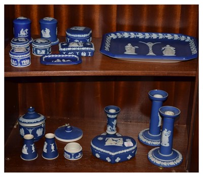 Lot 456 - Quantity Wedgwood blue jasperware