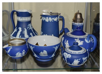 Lot 460 - Wedgwood blue jasperware