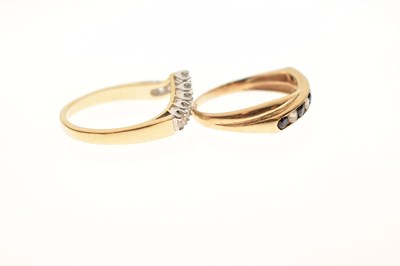 Lot 85 - Two dress rings