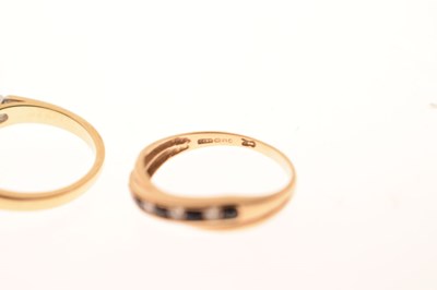 Lot 85 - Two dress rings