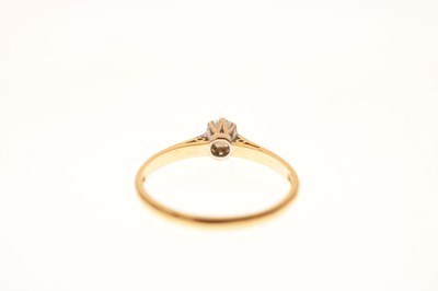 Lot 5 - 18ct gold diamond single stone ring