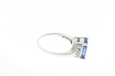 Lot 15 - Tanzanite and diamond 18ct white gold ring