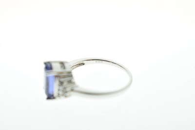 Lot 15 - Tanzanite and diamond 18ct white gold ring
