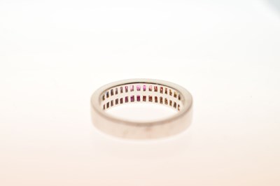 Lot 25 - Fancy coloured sapphire 9ct white gold dress ring