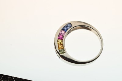 Lot 35 - Fancy-coloured sapphire 9ct white gold dress ring