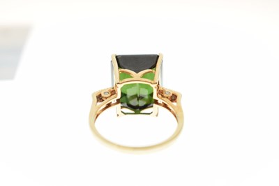 Lot 58 - 9ct gold, green tourmaline (12ct) and diamond ring