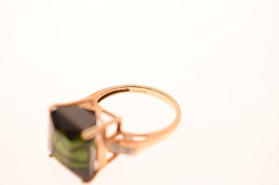 Lot 58 - 9ct gold, green tourmaline (12ct) and diamond ring