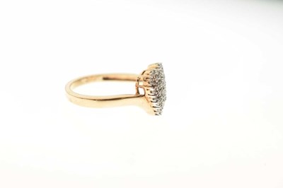 Lot 89 - Three heart-shaped 9ct gold rings