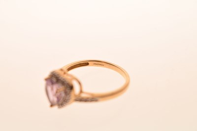 Lot 89 - Three heart-shaped 9ct gold rings