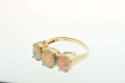 Lot 42 - Opal three-stone 14ct gold ring