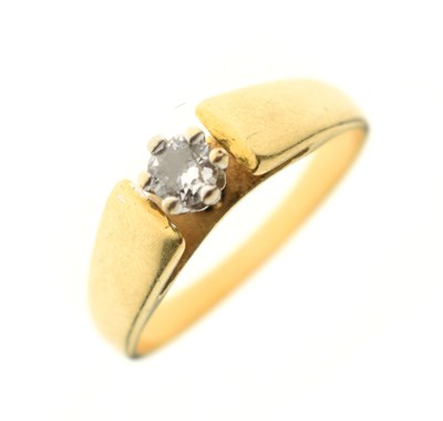 Lot 1 - Diamond single stone ring