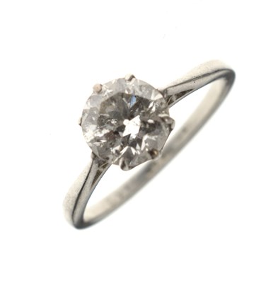 Lot 3 - Single stone diamond platinum ring