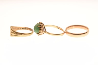Lot 88 - Three 9ct gold rings