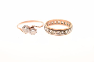Lot 92 - 9ct gold two-stone crossover ring