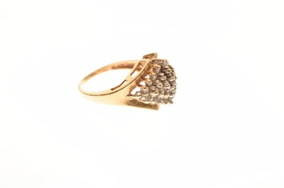 Lot 12 - Diamond cluster yellow metal ring
