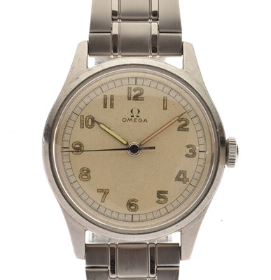 Lot 65 - Omega - Gentleman’s vintage bracelet watch, ref.2384-7, circa 1940s