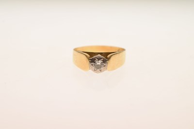 Lot 14 - 18ct yellow gold and solitaire diamond ring