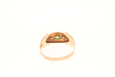 Lot 51 - Edwardian 9ct gold green garnet and diamond ring