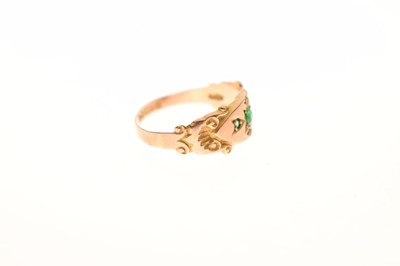 Lot 51 - Edwardian 9ct gold green garnet and diamond ring